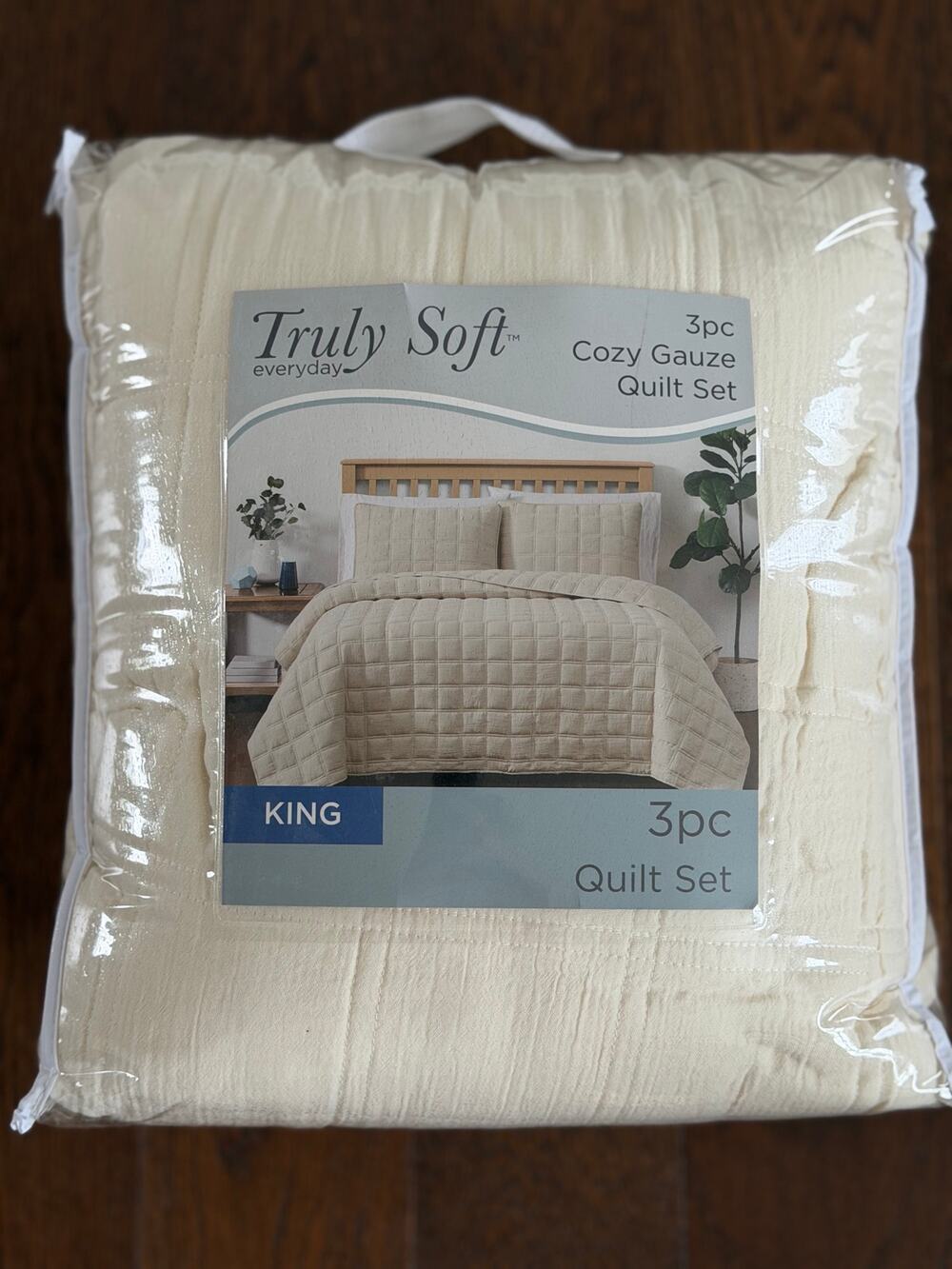 NEW! Truly Soft Cozy Gauze 3pc Quilt Set King Beige